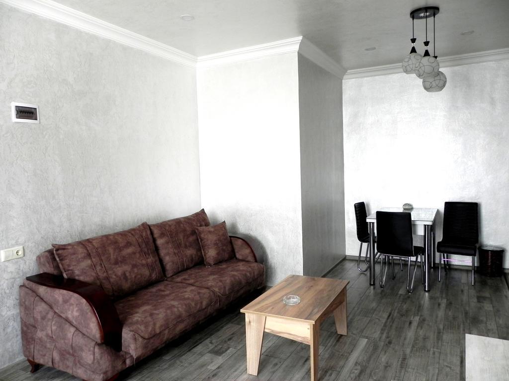 Penthouse Apartment In Batumi Exterior photo